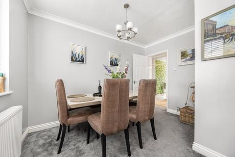 undefined, Glencairn Court, Lansdown Road, Cheltenham, GL51 6QN