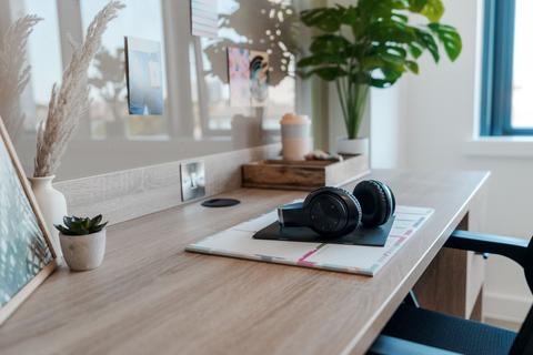 Studio to rent, Childers Street, Deptford, London, SE8