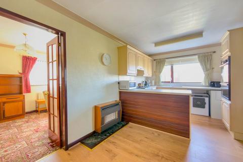 2 bedroom detached house for sale, Hillhead Drive, Birstall