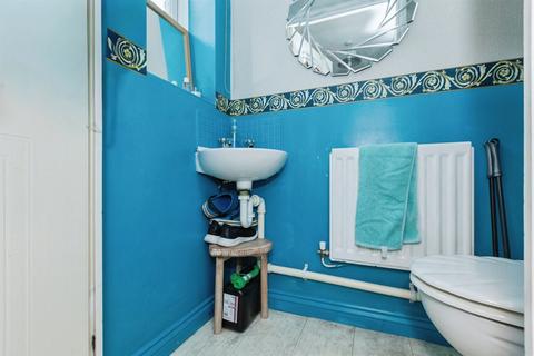 2 bedroom semi-detached house for sale, Grange Close, Leicester