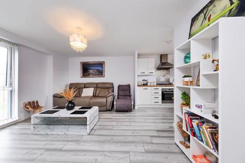 1 bedroom flat for sale, Holt Avenue, Brooklands, Milton Keynes