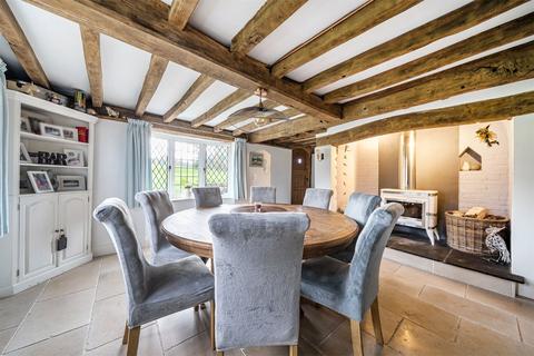 6 bedroom equestrian property for sale, Ewhurst Green, Robertsbridge