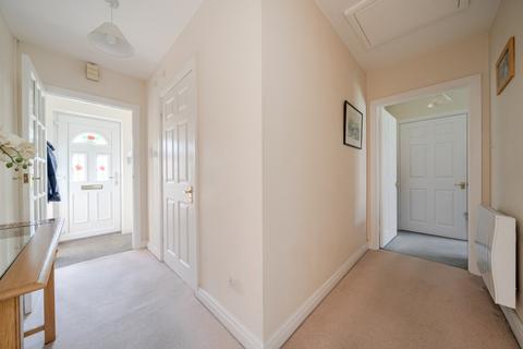 2 bedroom bungalow for sale, Clare Court, Grimsby, Lincolnshire, DN34