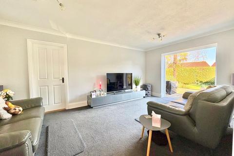 5 bedroom detached house for sale, Coberley Close, Downhead Park, MK15