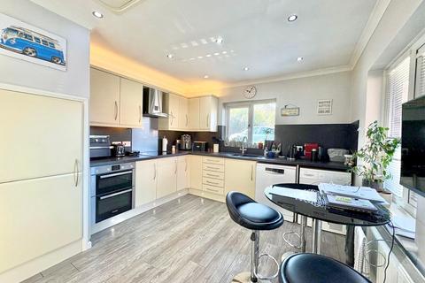 5 bedroom detached house for sale, Coberley Close, Downhead Park, MK15
