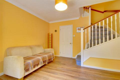 2 bedroom cluster house for sale, Tamar Close, St. Ives