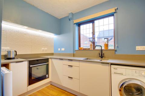 2 bedroom cluster house for sale, Tamar Close, St. Ives