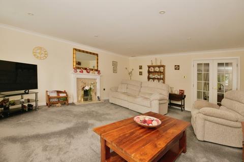 5 bedroom detached house for sale, Holly Meadows, Ashford, Kent, TN23