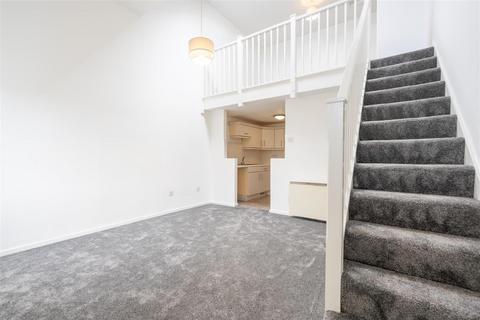 1 bedroom end of terrace house to rent, Roseberry Grange, Newcastle Upon Tyne