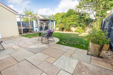 4 bedroom detached house for sale, Orchard Close, Radstock, BA3