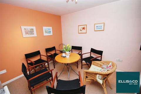 1 bedroom apartment for sale, Britten Close, Golders Green, NW11