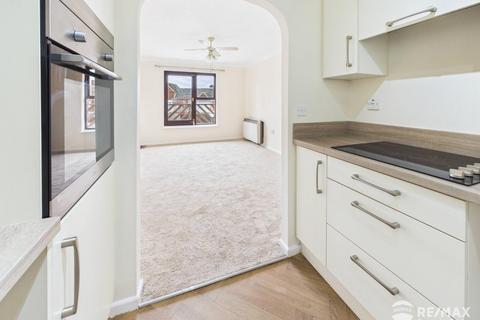1 bedroom apartment for sale, Main Road, Dovercourt, Harwich