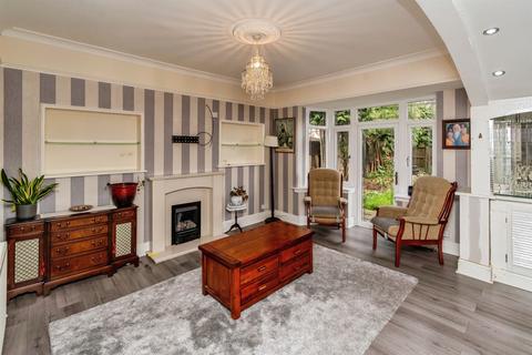 2 bedroom detached bungalow for sale, George Rose Gardens, Wednesbury