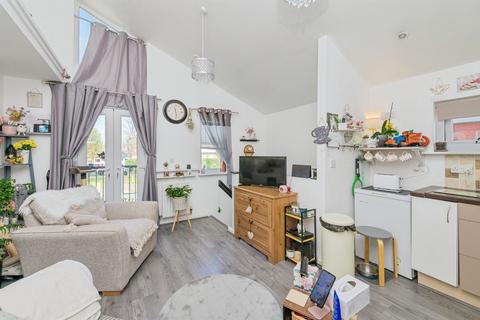 1 bedroom apartment for sale, Yatesbury Avenue, BIRMINGHAM