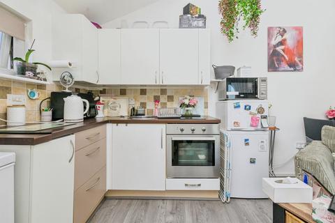 1 bedroom apartment for sale, Yatesbury Avenue, BIRMINGHAM