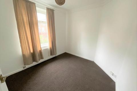 3 bedroom house to rent, Hedgemans Road, Dagenham , Essex