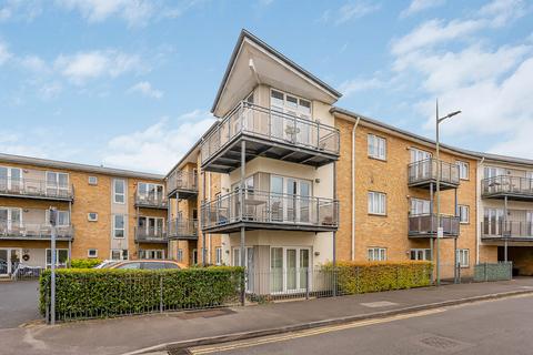 2 bedroom apartment for sale, Bridge Wharf, Surrey KT16