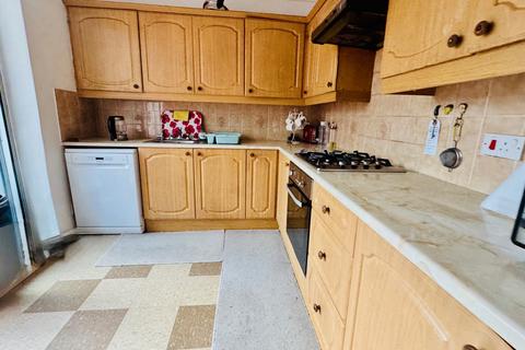 3 bedroom semi-detached house for sale, Mountbatten Way, Peterborough