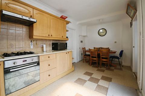 3 bedroom semi-detached house for sale, Mountbatten Way, Peterborough