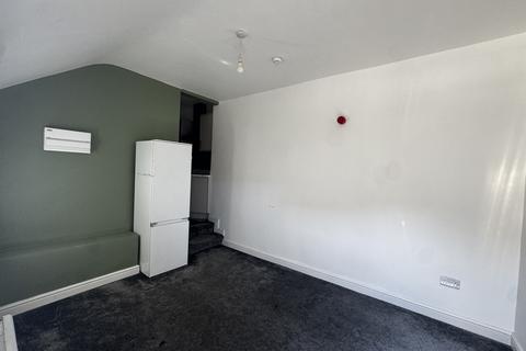 1 bedroom flat to rent, Flat 1, B11