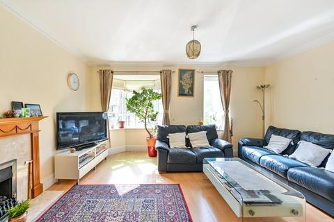 4 bedroom house for sale, Samuel Gray Gardens, North Kingston, Kingston upon Thames, KT2