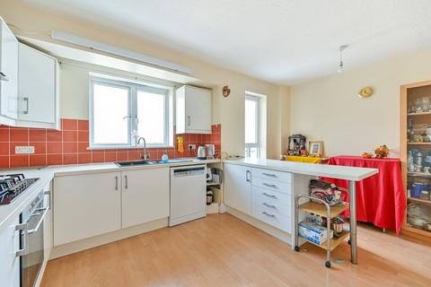 4 bedroom house for sale, Samuel Gray Gardens, North Kingston, Kingston upon Thames, KT2