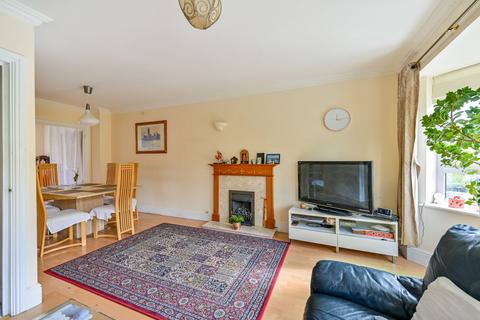 4 bedroom house for sale, Samuel Gray Gardens, North Kingston, Kingston upon Thames, KT2