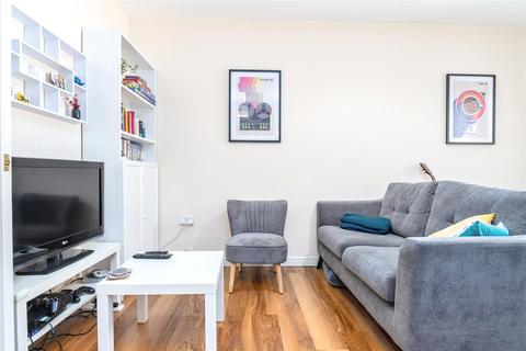 2 bedroom flat for sale, Hampden Gardens, Cambridge, Cambridgeshire, CB1