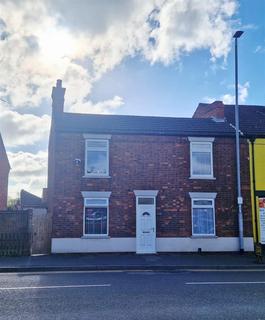 2 bedroom semi-detached house to rent, North Gate, Newark
