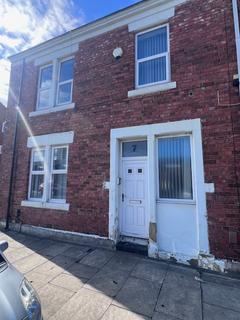 4 bedroom end of terrace house to rent, Prospect Place, NEWCASTLE UPON TYNE NE4