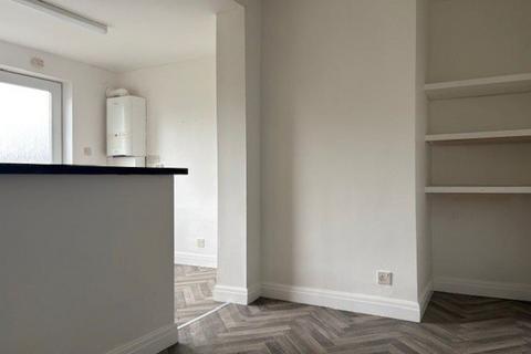 2 bedroom terraced house to rent, 222 Wold Road, Hull, HU5 5XQ