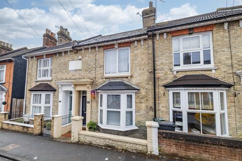 2 bedroom terraced house for sale, Kent Avenue, Ashford, Kent, TN24