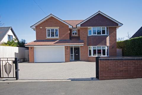 4 bedroom detached house for sale, St. Peters Road, Malvern Worcestershire, WR14 1QS