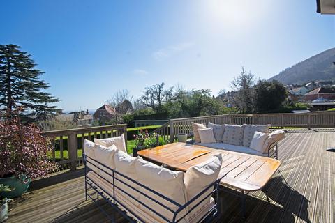 4 bedroom detached house for sale, St. Peters Road, Malvern Worcestershire, WR14 1QS