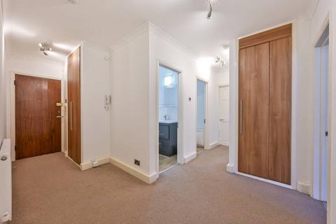 2 bedroom flat to rent, Wimbledon Park Side, Southfields, London, SW19