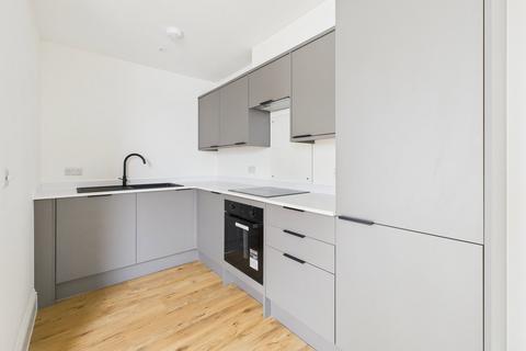 1 bedroom flat for sale, Northcourt Mansions, King Street, Worthing, BN14 7FL