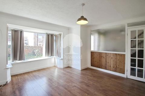 3 bedroom semi-detached house to rent, Church Road, West Drayton UB7
