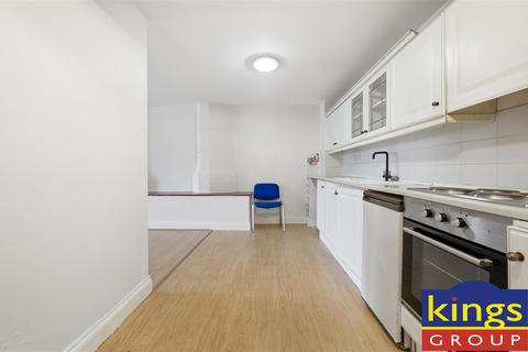 1 bedroom ground floor flat for sale, Caroe Court, Edmonton, N9