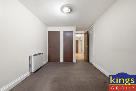 1 bedroom ground floor flat for sale, Caroe Court, Edmonton, N9