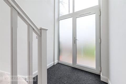 3 bedroom semi-detached house for sale, Devon Way, Bailiff Bridge, Brighouse, HD6