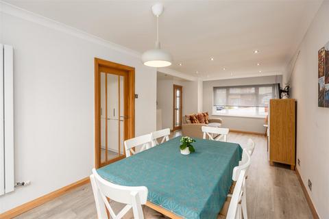 undefined, Derlwyn, Dunvant, Swansea