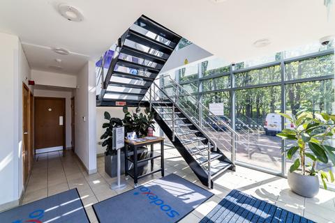 Office to rent, Kings Way Stevenage SG1 1YB