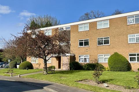 Flat - Trident Close, Walmley, Sutton Coldfield