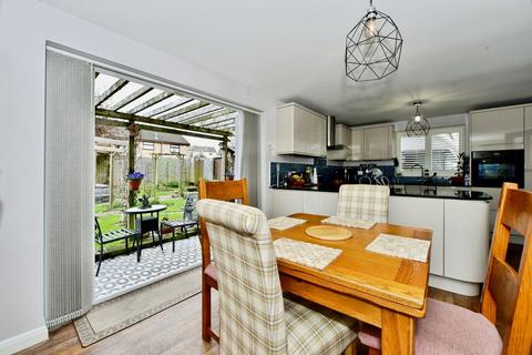 4 bedroom detached house for sale, Ash Close, Killamarsh, Sheffield, Derbyshire, S21