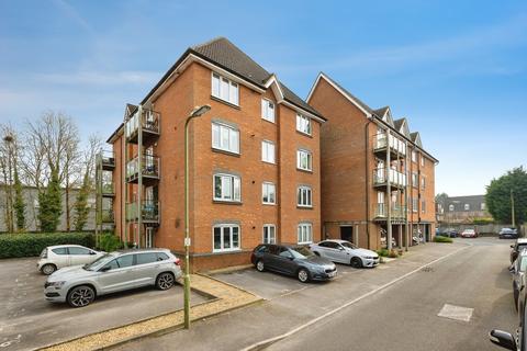 2 bedroom flat for sale, The Lamports, Alton, Hampshire, GU34