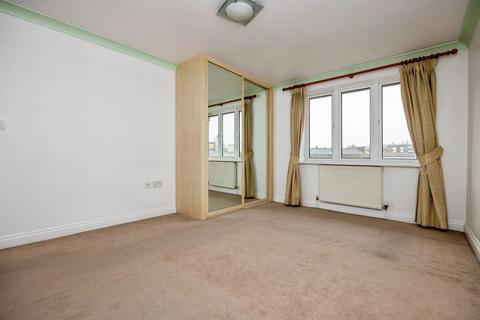 2 bedroom flat for sale, The Lamports, Alton, Hampshire, GU34