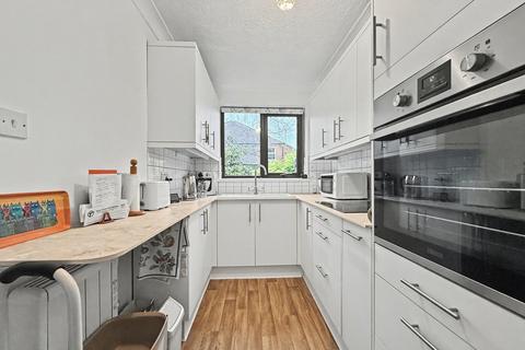 1 bedroom retirement property for sale, St Paul's Court, Rusthall