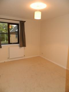 2 bedroom semi-detached house to rent, Painswick Close, Witney OX28