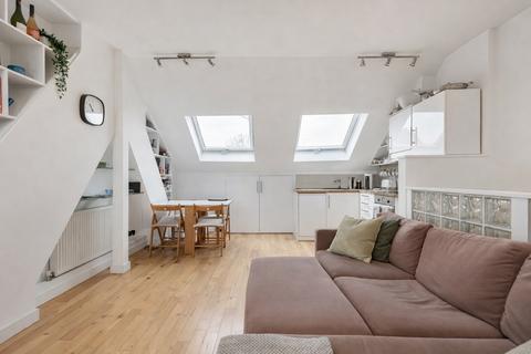 Garratt Lane, Earlsfield, London, SW18