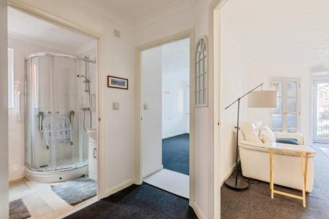1 bedroom retirement property for sale, Banbury Road, Stratford-upon-Avon CV37